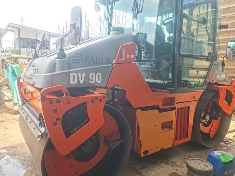 HAMM รุ่น DV90VV รถบท เบรกดาว ขนาด 9.5 ตัน
