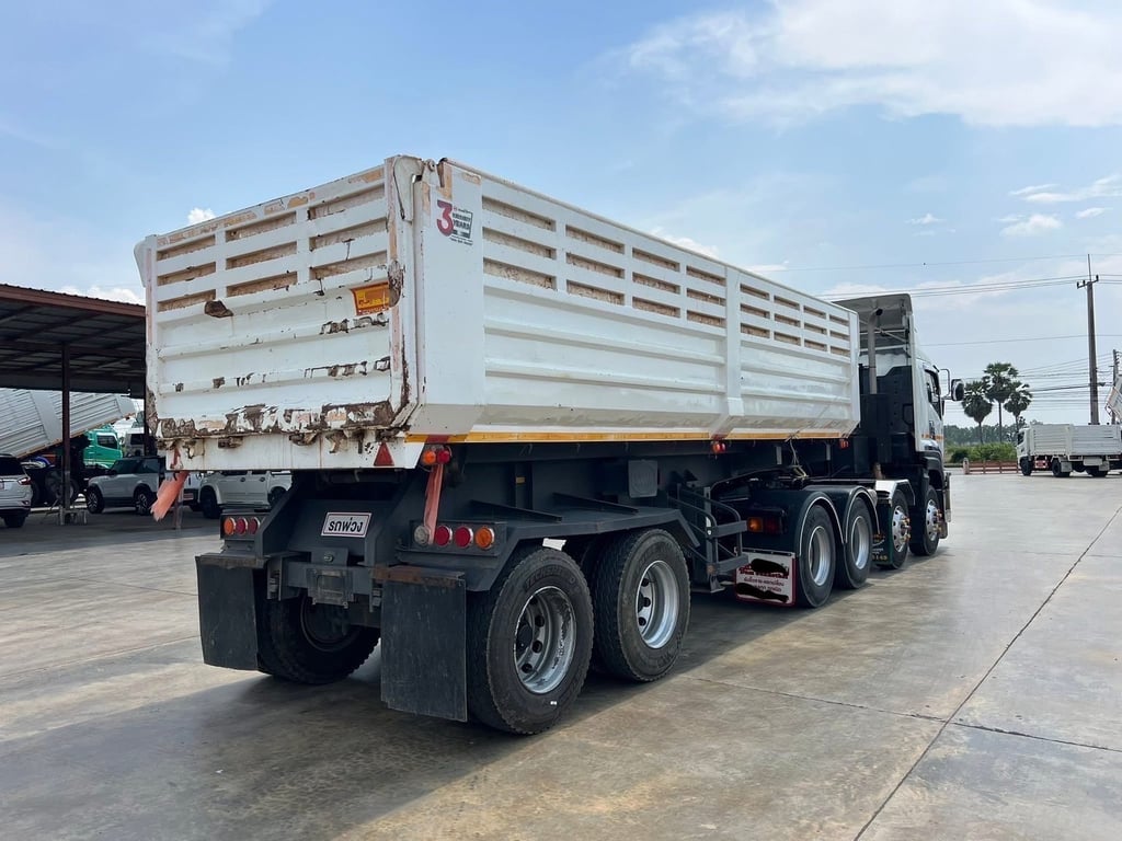 หัวลากพร้อมหาง ISUZU 360 แรง เซมิดัมพ์ สามมิตร หัวลากพร้อมหาง ISUZU 360 แรง เซมิดัมพ์ สามมิตร