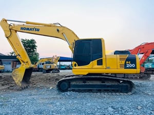 PC200-8 ไฟฟ้าครบ เครื่องปั๊มแห้ง ระบบพร้อม