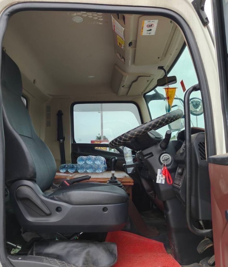 ไมล์ 64,419 กิโล❗️6ล้อ HINO NEW FC9J 210 ไมล์ 64,419 กิโล❗️6ล้อ HINO NEW FC9J 210
