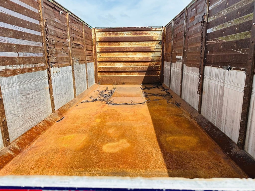 ISUZU FXZ 360 พ่วงแม่ลูกดั้มพ์คอกเกษตร ISUZU FXZ 360 พ่วงแม่ลูกดั้มพ์คอกเกษตร