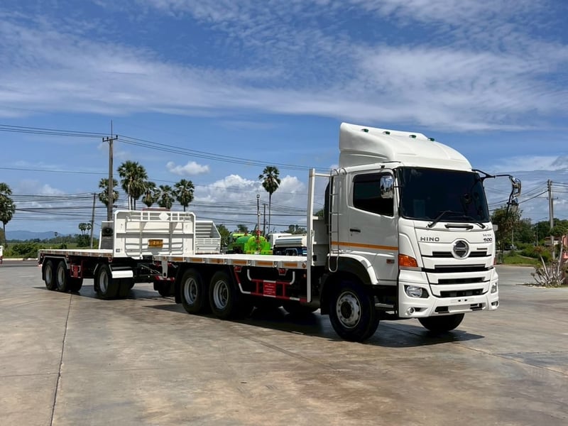 HINO FM1A 344 พ่วงแม่ลูกพื้นเรียบ บรรทุกของ 34,700 ตัน HINO FM1A 344 พ่วงแม่ลูกพื้นเรียบ บรรทุกของ 34,700 ตัน