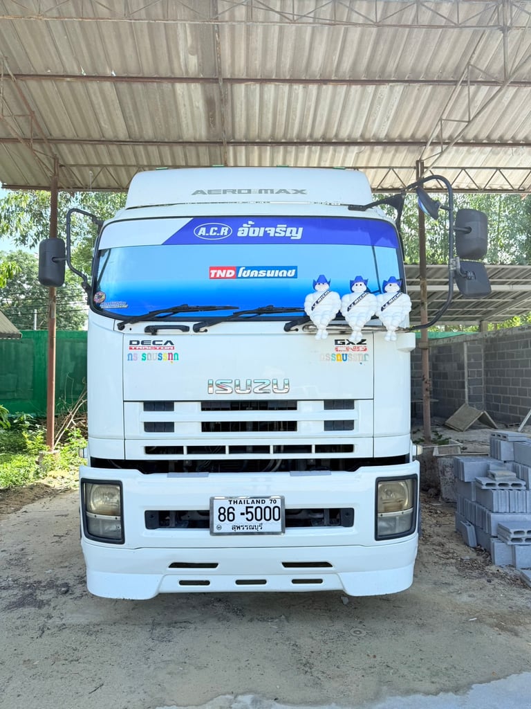 ISUZU 360 หัวลาก  ปี 2556 ISUZU 360 หัวลาก  ปี 2556