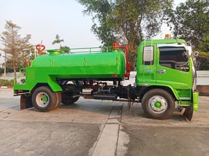 SUZU FTR 200 แรง 6ล้อทุกน้ำ แท็งก์จุ 6000 ลิตร