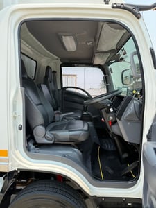 SUZU NEW NPR 150 MT 6ล้อตู้เเห้ง  4 บาน 