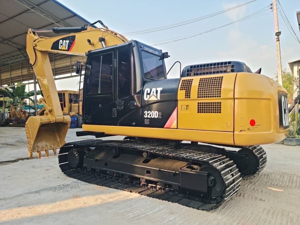 CAT 320 D2 GCไมล์ ชม 9200 CAT 320 D2 GCไมล์ ชม 9200