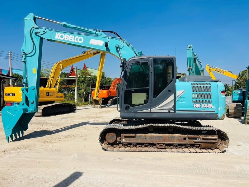 รถแบคโฮ SK140-11 รถมือเดียว ป้ายแดง เดิม ๆ