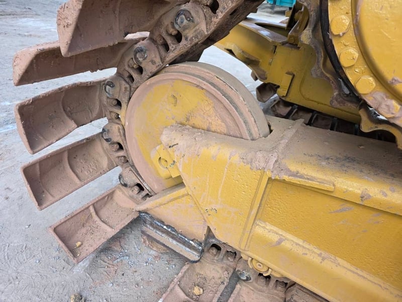 แทรกเตอร์ D6M ช่วงล่างดี เก๋งแอร์ 