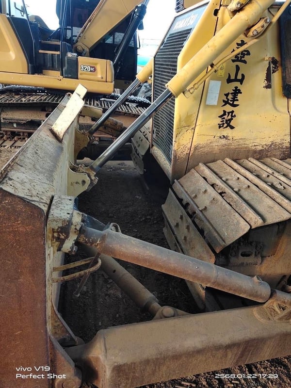 KOMATSU D65 เบออินเตอร์ ตัวท๊อป รถ 2 ปีก่วา 