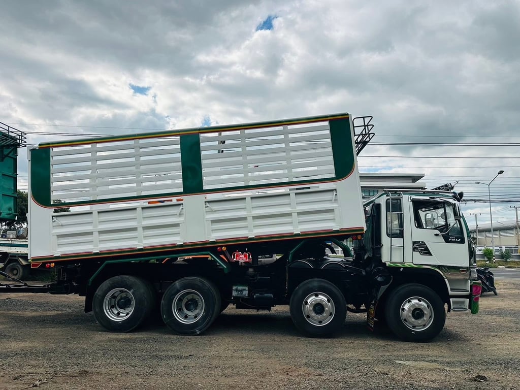 HINO 260 ปี 2546 เครื่อง.JO8C พ่วงแม่ลูก ดั้มพ์เกษตร HINO 260 ปี 2546 เครื่อง.JO8C พ่วงแม่ลูก ดั้มพ์เกษตร