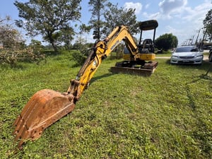 PC40MR-2 รถพร้อมใช้ เล่มทะเบียน PC40MR-2 รถพร้อมใช้ เล่มทะเบียน