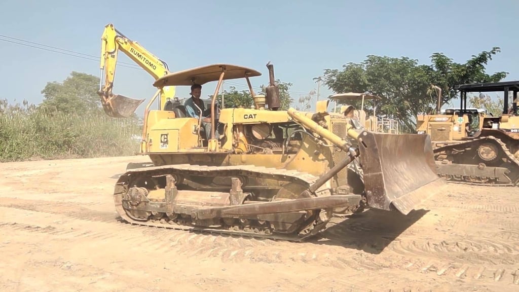 D5B เครี่อง 44V ฮาฟตีนเป็ต ใส่ตีนไก่ได้ D5B เครี่อง 44V ฮาฟตีนเป็ต ใส่ตีนไก่ได้