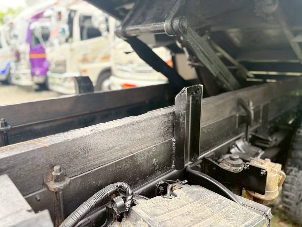 HINO DUTRO 136 ปี 2551 ดั้มพ์ 3 คิว HINO DUTRO 136 ปี 2551 ดั้มพ์ 3 คิว