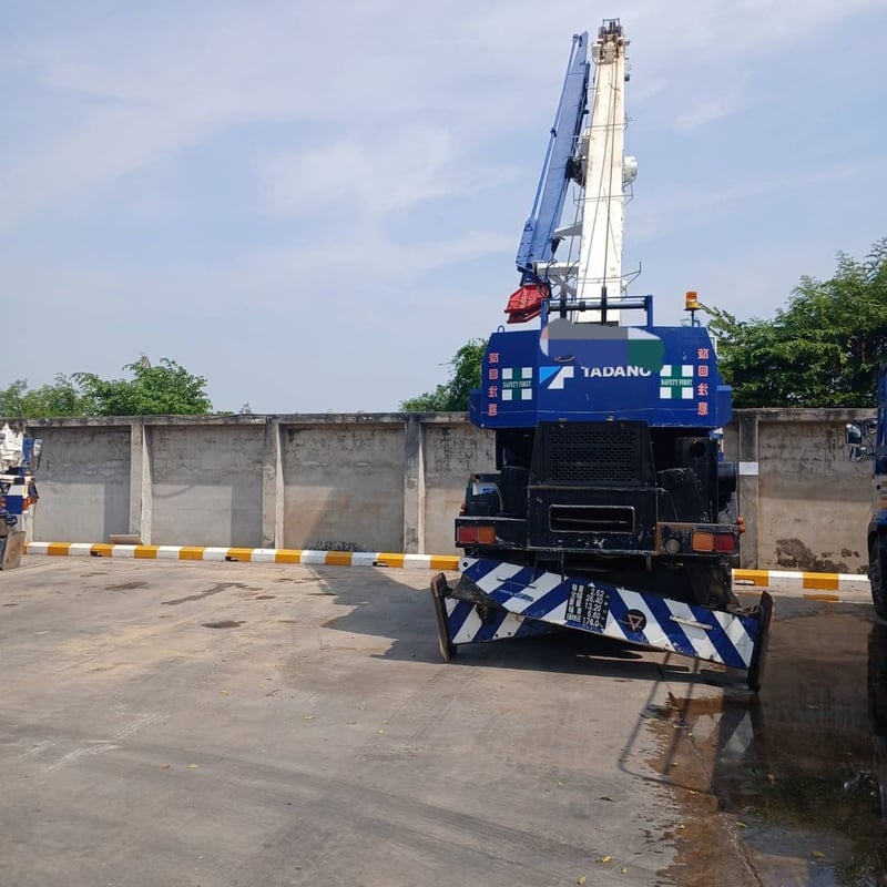 TADANO เครนขนาด 25 ตัน  ไฟฟ้าทุกระบบเต็ม