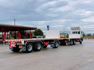 HINO FM1A 344 พ่วงแม่ลูกพื้นเรียบ บรรทุกของ 34,700 ตัน HINO FM1A 344 พ่วงแม่ลูกพื้นเรียบ บรรทุกของ 34,700 ตัน