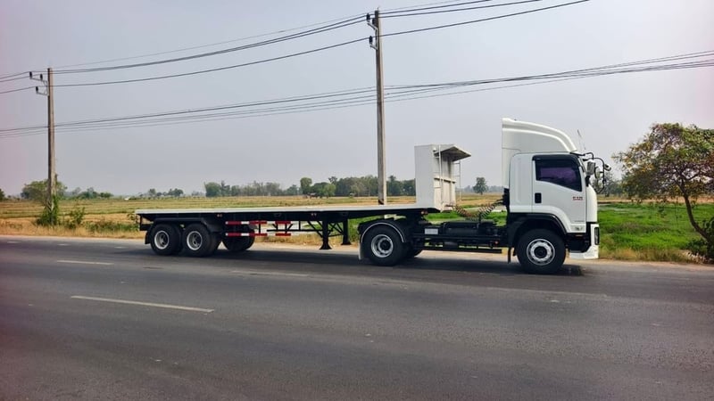 ISUZU FTR 240 MT (หัวลาก 6ล้อ)  พร้อมหางพื้นเรียบ
