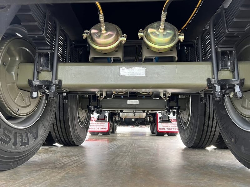 ISUZU 360 แรงปี 2557 หัวลากพร้อมหางเซมิดั้มพ์ 