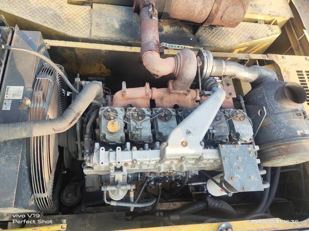 KOMATSU PC400-6 ไวโบ  บูมยาว 16 เมตรปักได้