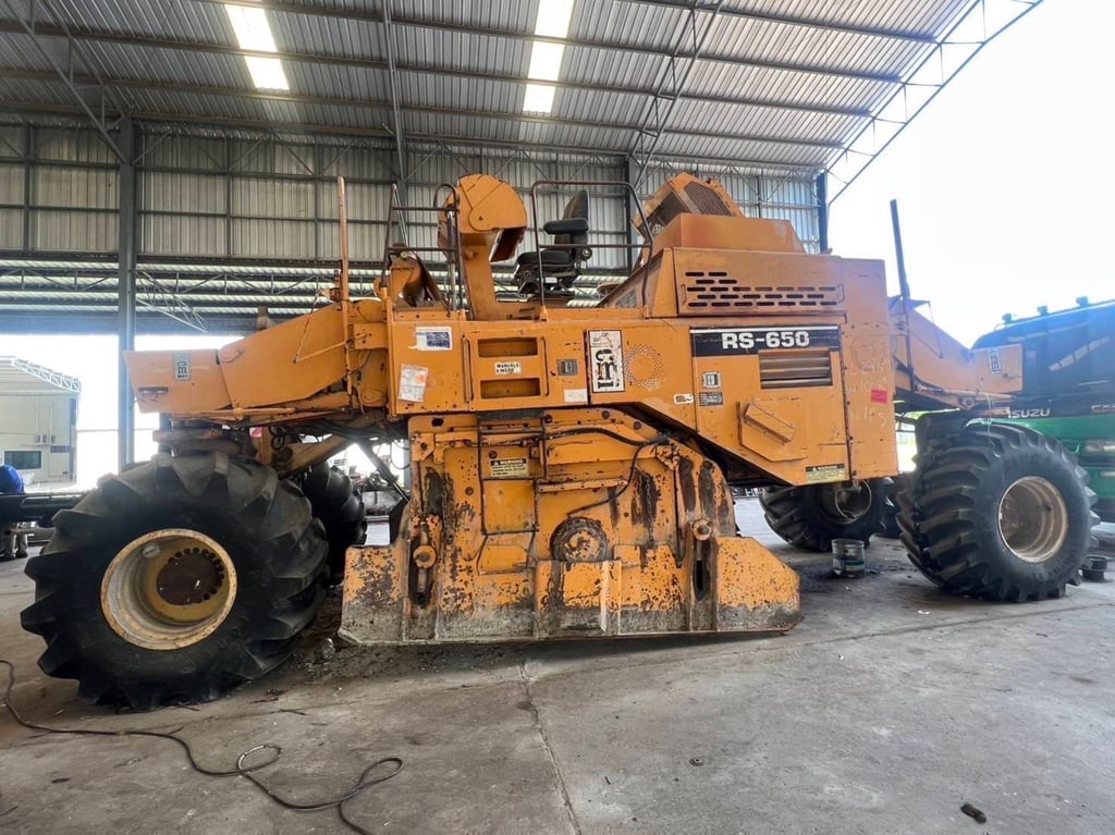 รถรีไซกิ้ง CMI (นำเข้า) ยังไม่เคยใช้งานในเมืองไทยอิฐ