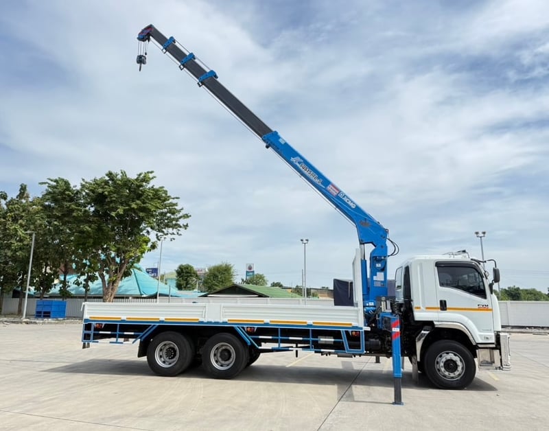 เข้าใหม่❗️เครน 6 ตัน❗️ไมล์ 65,639 กิโล ISUZU FVM 240 แรง  คลัซซีMT 