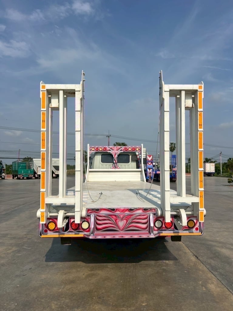HINO FW3H 195 สองเพลา ท้ายลาด บรรทุกรถ กะบะต่อใหม่