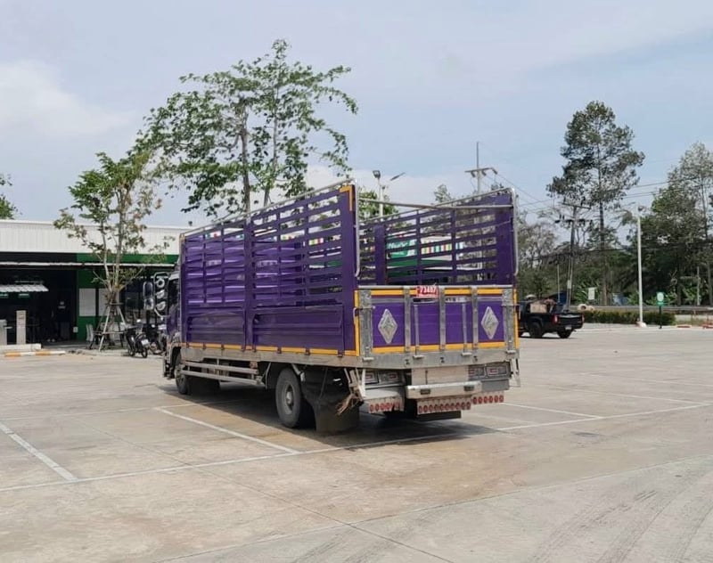 เข้าใหม่❗️ไมล์ 1 แสนเศษ❗️NEW FRR 210  กะบะปีเนียมพื้นส