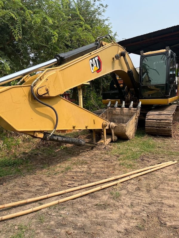 320 D2 เครื่อง 6 สูป ช่วงล่างดี  เครื่องดีปั้มแรง