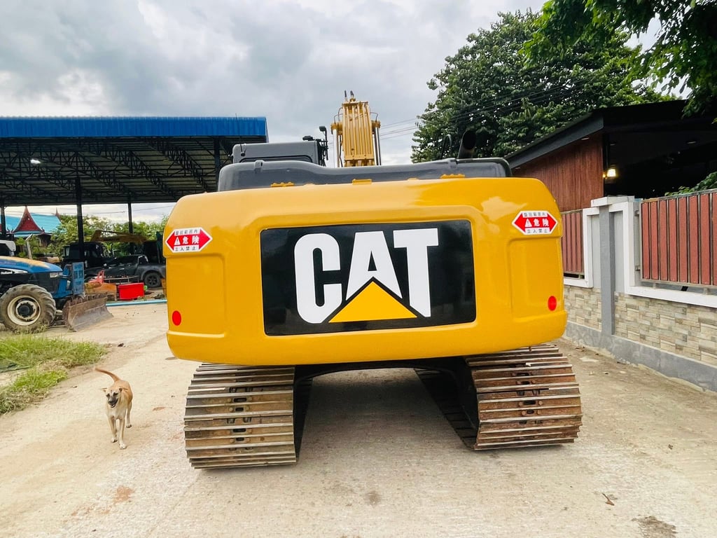 CAT 320 D2 กรองใหญ่ TDZ ไฟฟ้าครบ CAT 320 D2 กรองใหญ่ TDZ ไฟฟ้าครบ