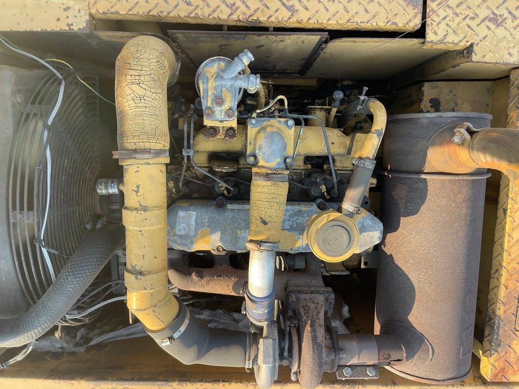 CAT E120B เก่าเก็บ เคื่องปั้มแห้ง แอรเย็น