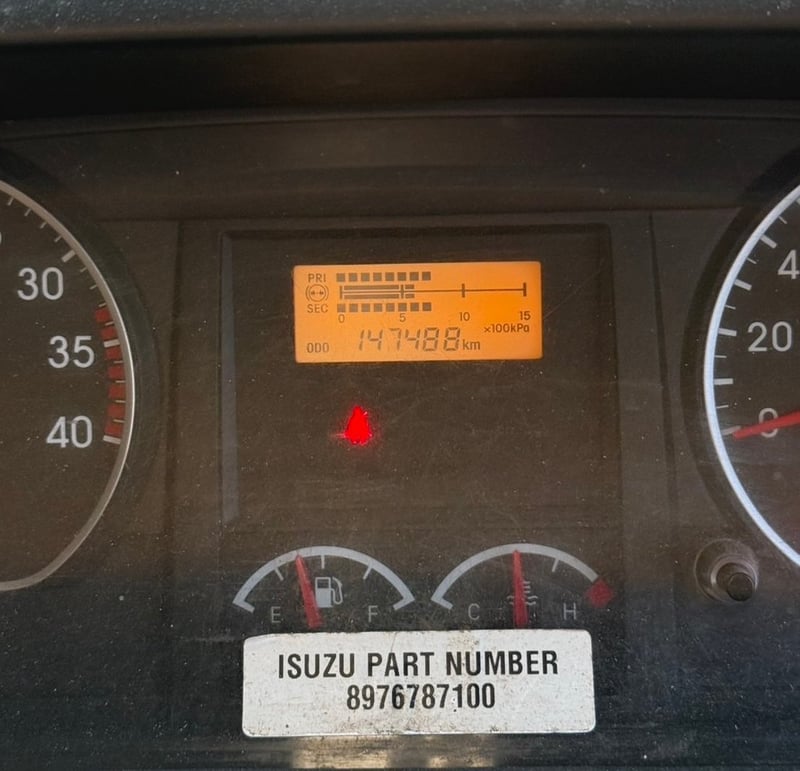 ISUZU NEW FRR 210 กะบะพร้อมคอก