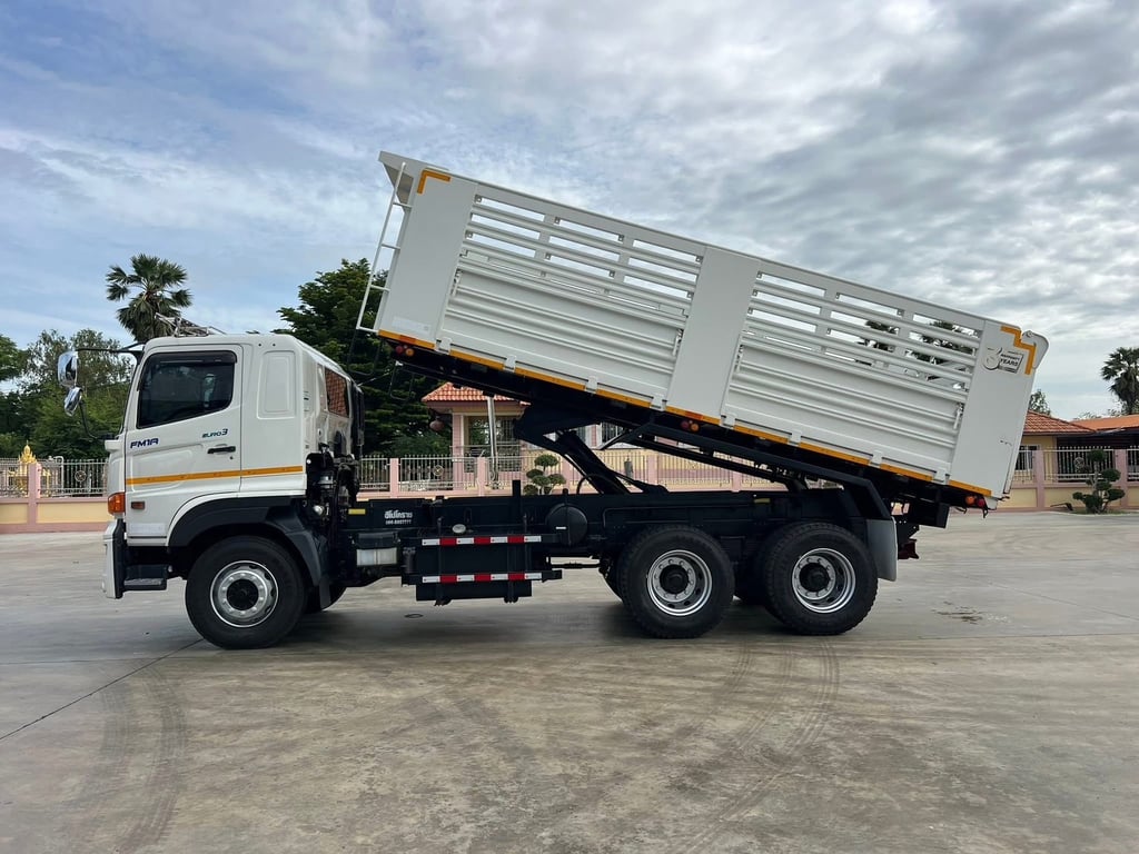 ไมล์ 63238 กิโล❗️ FM1A 344 ปี 2566 ไฟเดไล้  ดััมพ์ กะบะสามมิตร 
