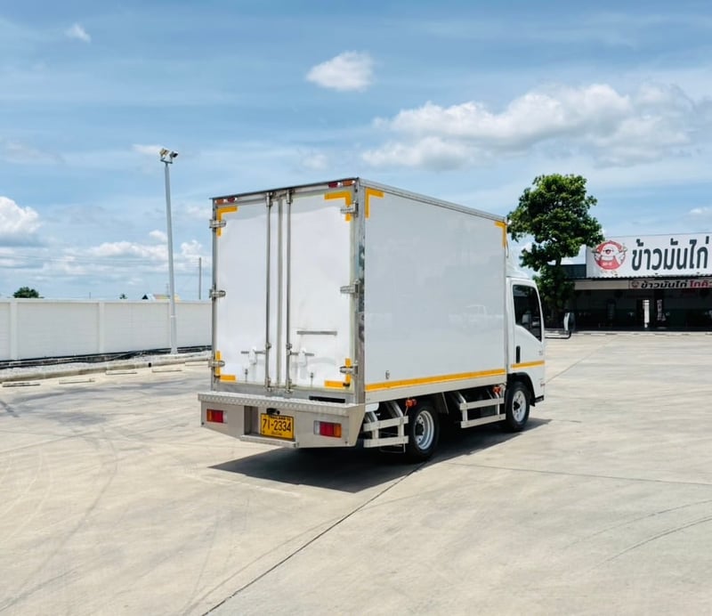 ISUZU NEW NLR 130 MT 088-9799578  ตู้เย็นติดลบ 20 องศา