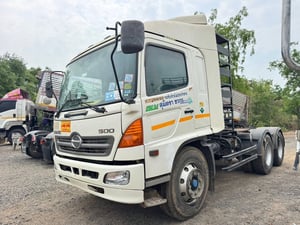 หัวลากก๊าส CNG พร้อมหางก้าง 2 เพลา