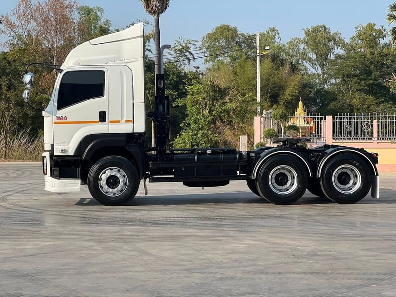 ISUZU GXZ 360 ปี 2566 (ไฟหน้าโฉมใหม่) เลขไมล์ 168,793 ISUZU GXZ 360 ปี 2566 (ไฟหน้าโฉมใหม่) เลขไมล์ 168,793