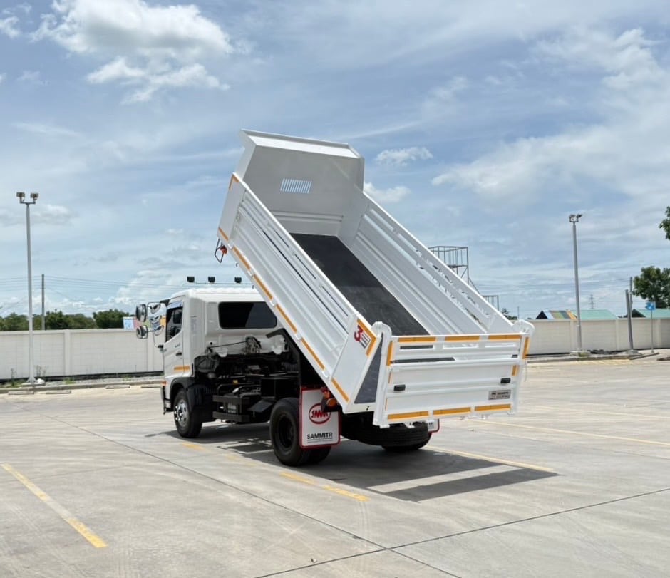 6ล้อ HINO NEW FC9J 175  ปี 2566  ดั้มพ์ 5 คิว กะบะสามมิตร