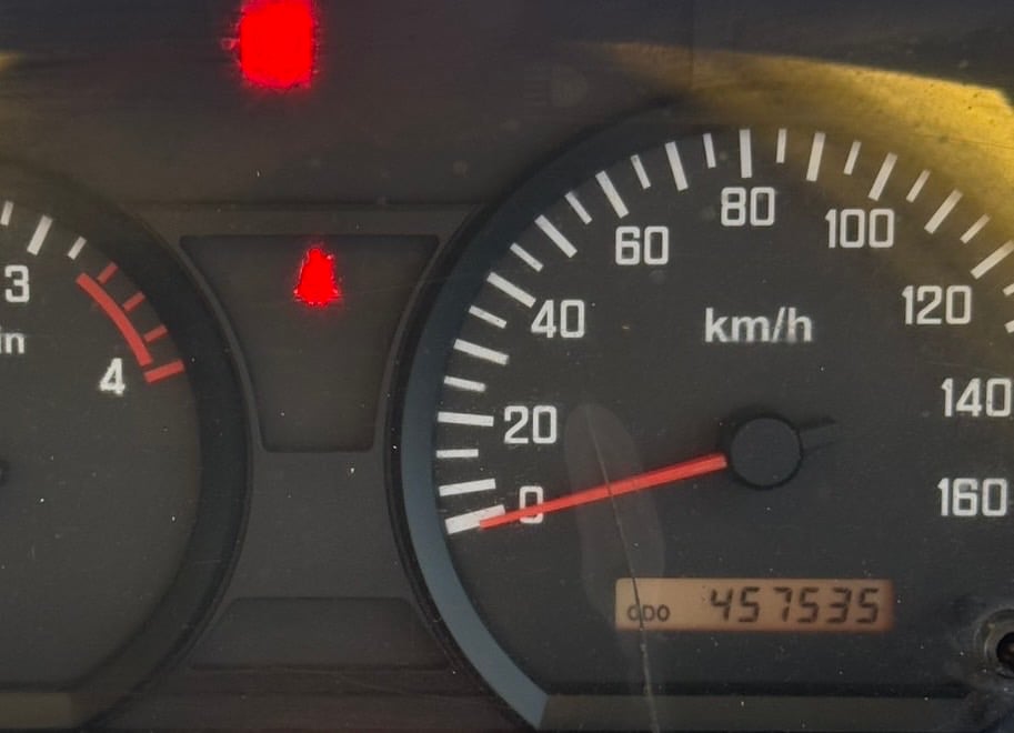 ไมล์ 457,535❗️ISUZU  NQR 175 ติดเครนอิฐ ไมล์ 457,535❗️ISUZU  NQR 175 ติดเครนอิฐ