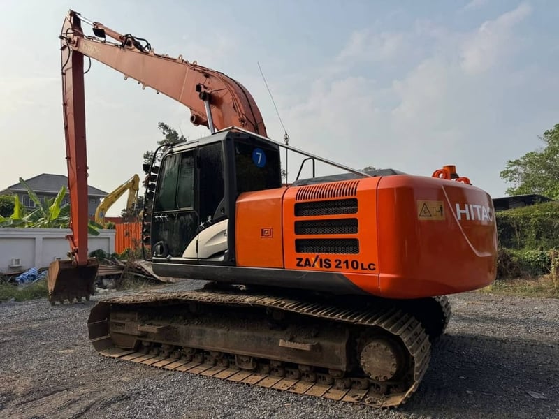 Hitachi ZX210LC-5G บูมยาว 16 เมตร ไมล์ 7000 ชม. Hitachi ZX210LC-5G บูมยาว 16 เมตร ไมล์ 7000 ชม.