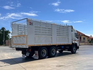 ISUZU 240 เพลาเดียว (ไม่ดั้มพ์) ยาว 6.50 เมตร สามมิตร ปี 2554 ISUZU 240 เพลาเดียว (ไม่ดั้มพ์) ยาว 6.50 เมตร สามมิตร ปี 2554