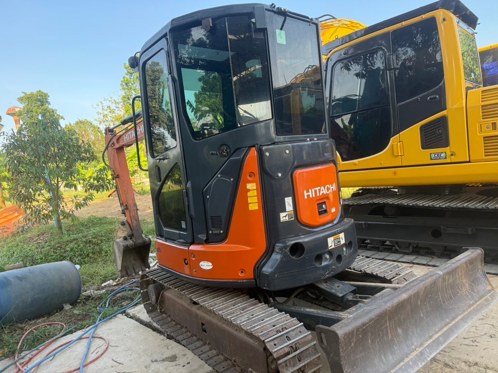 เข้าใหม่❗️ไมล์ ชม 3000❗️Hitachi ZX33U