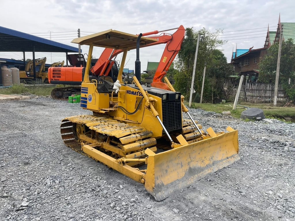 D20-7PL เครื่องดี เกียดี โซ่ใหม่ ช่วงล่างดีมาก ใบมีสไลด์ D20-7PL เครื่องดี เกียดี โซ่ใหม่ ช่วงล่างดีมาก ใบมีสไลด์