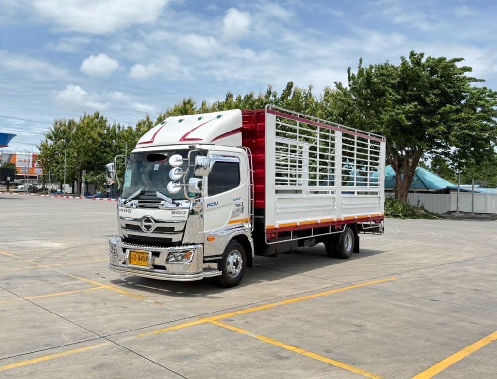  6ล้อ HINO NEW FC9J 175 แรง เลขไมล์ 195,147 กิโล