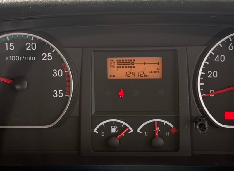 10ล้อทุกน้ำ ISUZU FVM 240 คลัซซี MT  เลขไมล์ 12,397 กิโล