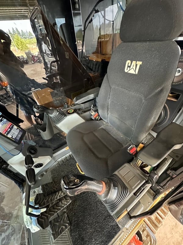 Cat320 Next ge ไมล์ ช.ม 13000 ชุดแจ้งจำหน่าย 