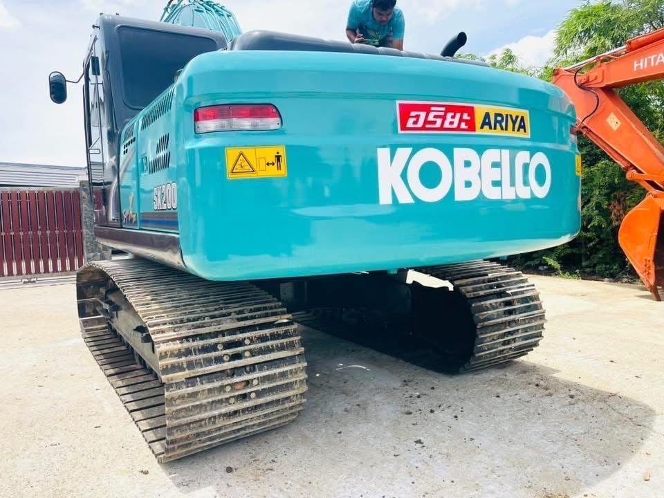 PC200-8MO จอเหลืองกล้องหลัง เล่มทะเบียน 