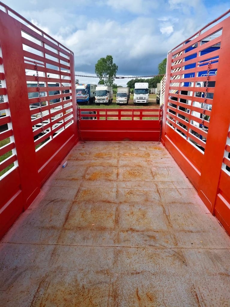 6 ล้อ ISUZU FRR 210 ยาว 6.50 เมตร ปี 2561 6 ล้อ ISUZU FRR 210 ยาว 6.50 เมตร ปี 2561