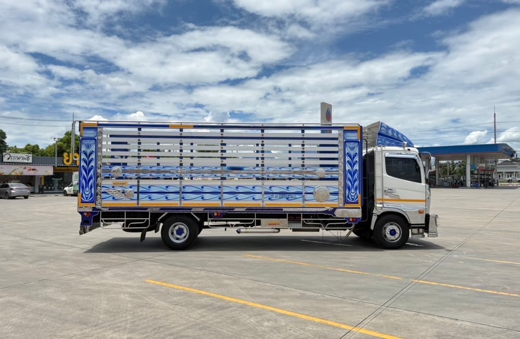 HINO NEW FC9J 210 แรง กะบะปีเนียมพื้นเหล็ด HINO NEW FC9J 210 แรง กะบะปีเนียมพื้นเหล็ด