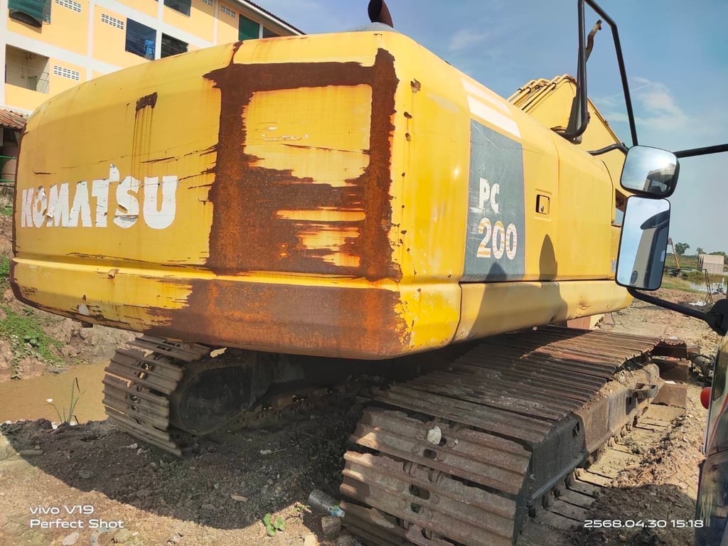 PC200-8 เล่มทะเบียน บูมยาว 16 เมตร ไมล์ ช.ม 15XXX  แอร์เย็น 