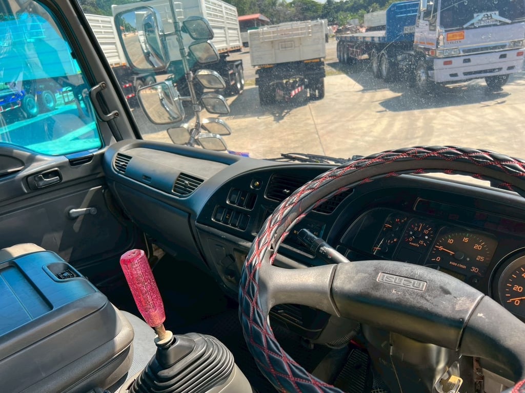 ISUZU FXZ 270 ยูโร ปี 2548 พ่วงแม่ลูก ดั้มพ์สามมิตร ISUZU FXZ 270 ยูโร ปี 2548 พ่วงแม่ลูก ดั้มพ์สามมิตร