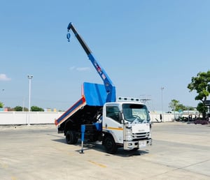 ISUZU NMR 130 แรง 6ล้อดั้มพ์มติดเครน