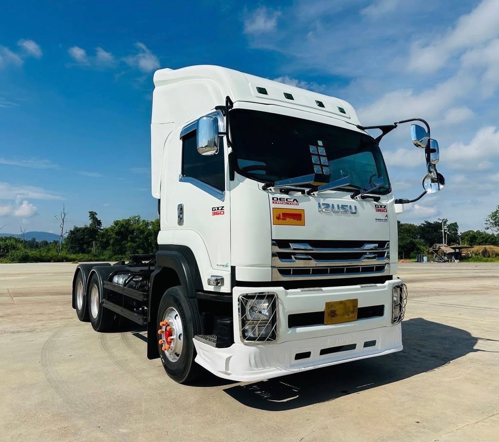 ISUZU 360 ปี 2557 หัวลากพร้อมหางเซมิดั้มพ์  (หางป้ายแดง)